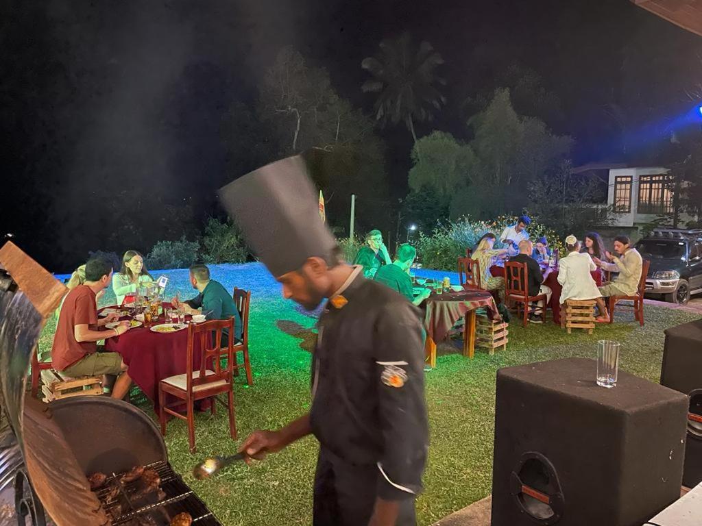 Kandy Gem Inn Blue Hotel Esterno foto