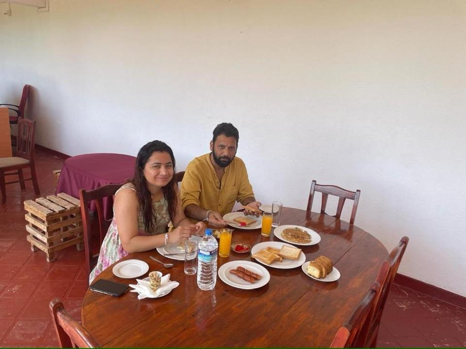 Kandy Gem Inn Blue Hotel Esterno foto