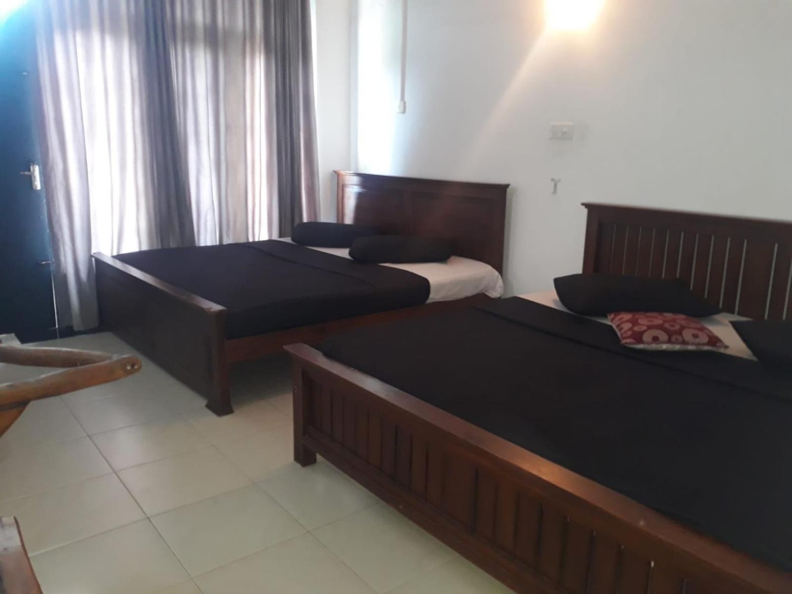 Kandy Gem Inn Blue Hotel Esterno foto