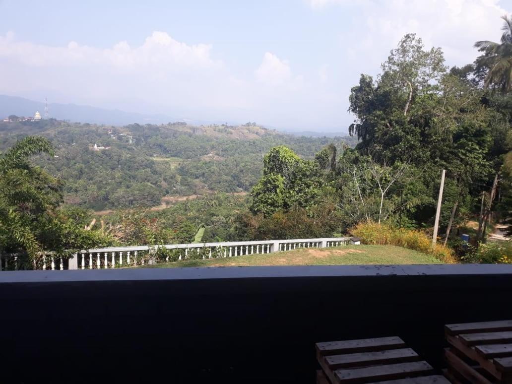 Kandy Gem Inn Blue Hotel Esterno foto